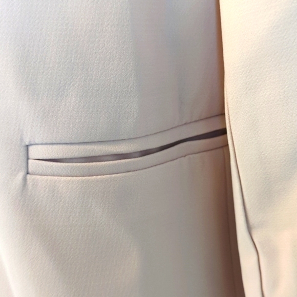 Storets Ava Oversized Blazer w/Contrast Cuff - Picture 11 of 16